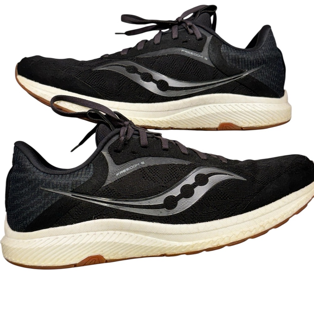 Saucony Women's Lightweight Black Freedom 5 Athletic Sneakers, Size 11 - Picture 2 of 11